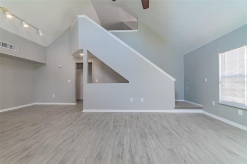 Townhouse in Tampa, Florida 3 bedrooms, 146.6 sq.m. № 1344544 - photo 28