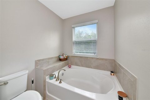Touwnhouse à vendre à Bradenton, Floride: 3 chambres, 154.31 m2 № 2280638 - photo 23