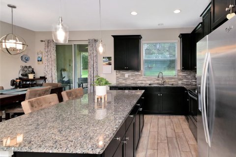 Touwnhouse à vendre à Bradenton, Floride: 3 chambres, 154.31 m2 № 2280638 - photo 10