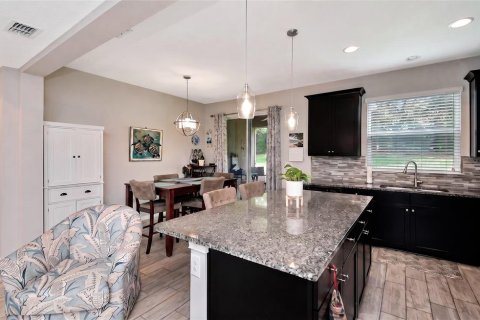 Touwnhouse à vendre à Bradenton, Floride: 3 chambres, 154.31 m2 № 2280638 - photo 8