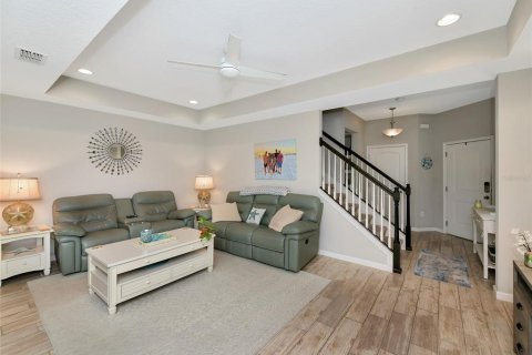 Touwnhouse à vendre à Bradenton, Floride: 3 chambres, 154.31 m2 № 2280638 - photo 3