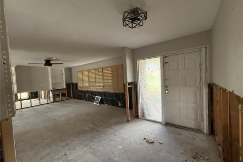House in Saint Petersburg, Florida 4 bedrooms, 174.66 sq.m. № 1807020 - photo 11