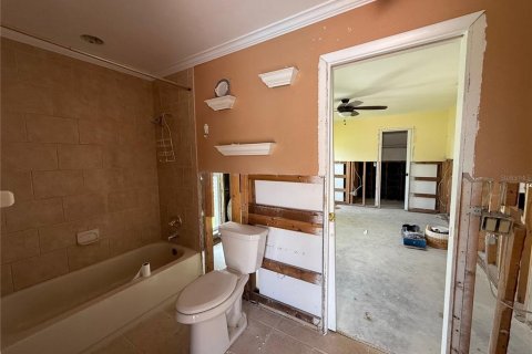 House in Saint Petersburg, Florida 4 bedrooms, 174.66 sq.m. № 1807020 - photo 16