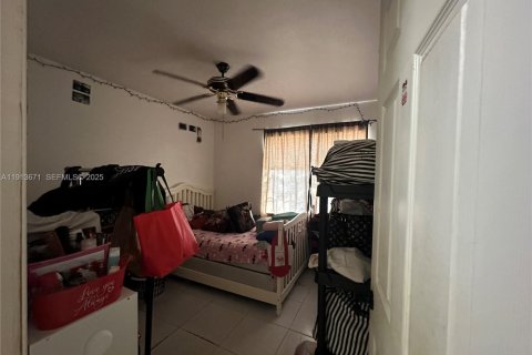 Casa en venta en Port St. Lucie, Florida, 3 dormitorios, 109.25 m2 № 1969018 - foto 14