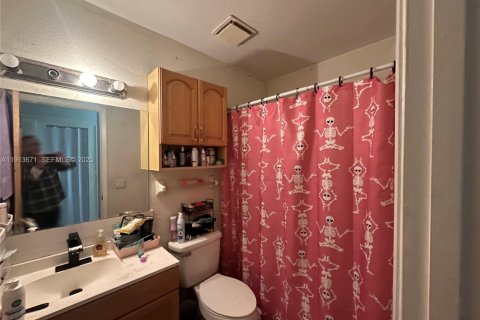 Casa en venta en Port St. Lucie, Florida, 3 dormitorios, 109.25 m2 № 1969018 - foto 15