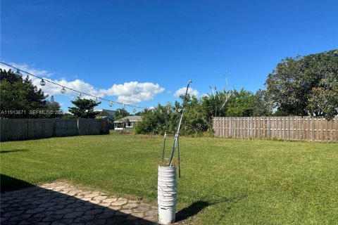 Casa en venta en Port St. Lucie, Florida, 3 dormitorios, 109.25 m2 № 1969018 - foto 9