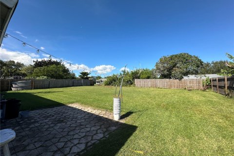 Villa ou maison à vendre à Port St. Lucie, Floride: 3 chambres, 109.25 m2 № 1969018 - photo 8