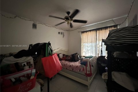 Casa en venta en Port St. Lucie, Florida, 3 dormitorios, 109.25 m2 № 1969018 - foto 11