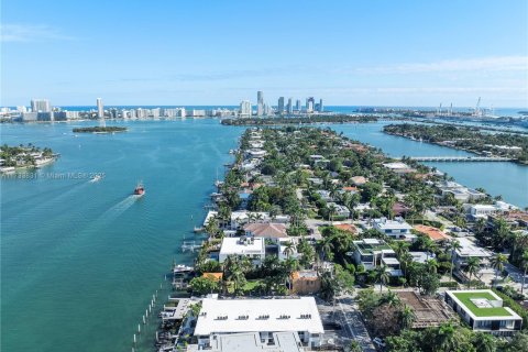 Condominio en venta en Miami Beach, Florida, 1 dormitorio, 57.6 m2 № 1979680 - foto 15