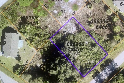 Terreno en North Port, Florida № 2233370
