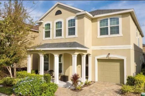 Casa en venta en Kissimmee, Florida, 5 dormitorios, 298.49 m2 № 1766001 - foto 1
