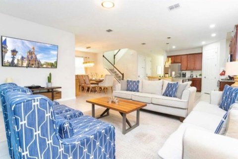 Casa en venta en Kissimmee, Florida, 5 dormitorios, 298.49 m2 № 1766001 - foto 7