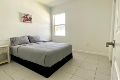 Casa en venta en Homestead, Florida, 4 dormitorios, 224.08 m2 № 1727398 - foto 27