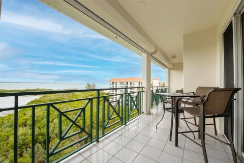 Copropriété à louer à Saint Petersburg, Floride: 3 chambres, 175.68 m2 № 2388962 - photo 8