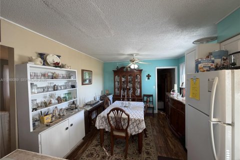 Купить виллу или дом в Себринг, Флорида 7 комнат, 98.1м2, № 2009383 - фото 10