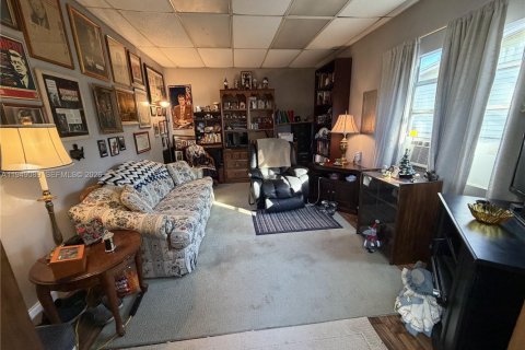 Купить виллу или дом в Себринг, Флорида 7 комнат, 98.1м2, № 2009383 - фото 18