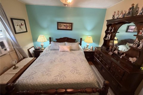 Купить виллу или дом в Себринг, Флорида 7 комнат, 98.1м2, № 2009383 - фото 25