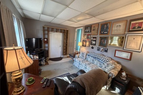 Купить виллу или дом в Себринг, Флорида 7 комнат, 98.1м2, № 2009383 - фото 21