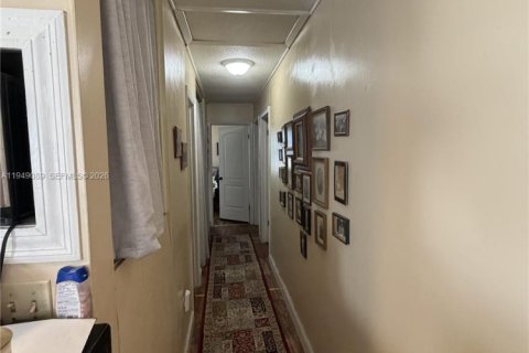 Купить виллу или дом в Себринг, Флорида 7 комнат, 98.1м2, № 2009383 - фото 16