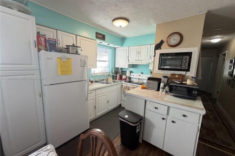 Купить виллу или дом в Себринг, Флорида 7 комнат, 98.1м2, № 2009383 - фото 13