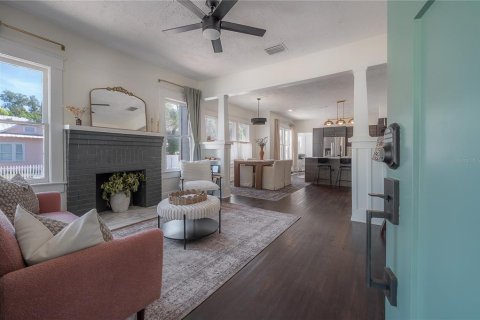 Villa ou maison à vendre à Tampa, Floride: 2 chambres, 96.99 m2 № 2295046 - photo 10