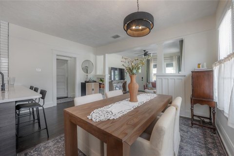 Villa ou maison à vendre à Tampa, Floride: 2 chambres, 96.99 m2 № 2295046 - photo 17