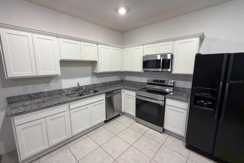 Touwnhouse à vendre à Davenport, Floride: 3 chambres, 137.5 m2 № 2107680 - photo 5