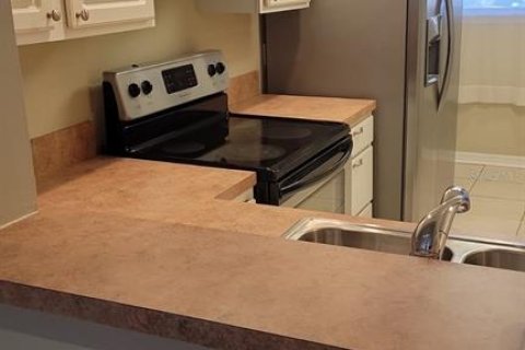 Copropriété à louer à Tampa, Floride: 2 chambres, 99.22 m2 № 1687898 - photo 10