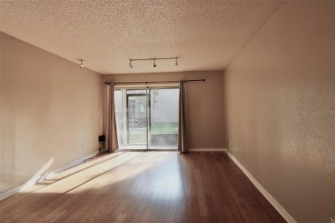 Copropriété à louer à Tampa, Floride: 2 chambres, 99.22 m2 № 1687898 - photo 4