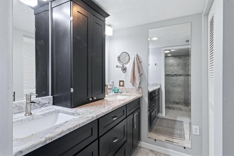 Condo in Bradenton, Florida, 3 bedrooms № 2200960 - photo 18
