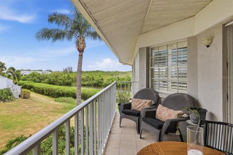 Condo in Bradenton, Florida, 3 bedrooms № 2200960 - photo 24