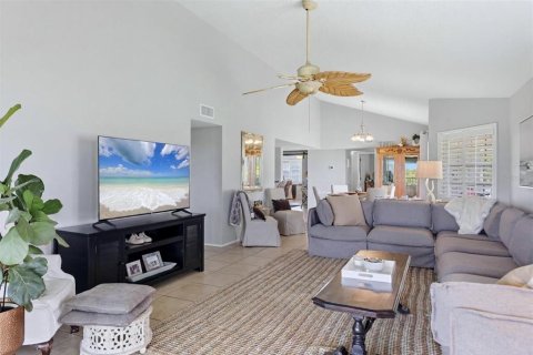 Condo in Bradenton, Florida, 3 bedrooms № 2200960 - photo 8