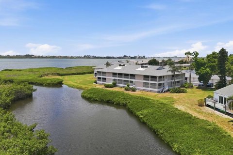 Condo in Bradenton, Florida, 3 bedrooms № 2200960 - photo 30