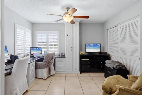 Condo in Bradenton, Florida, 3 bedrooms № 2200960 - photo 14