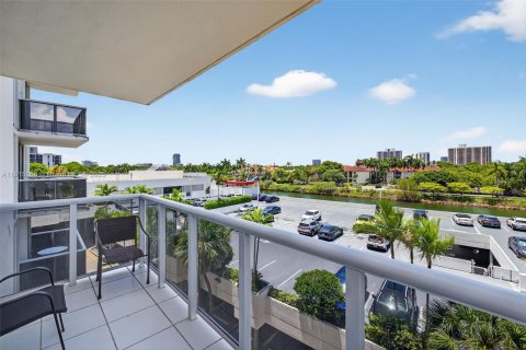 Condominio en venta en Aventura, Florida, 1 dormitorio, 83.24 m2 № 1770543 - foto 17