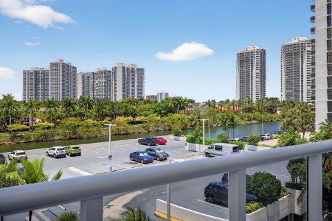 Condominio en venta en Aventura, Florida, 1 dormitorio, 83.24 m2 № 1770543 - foto 19