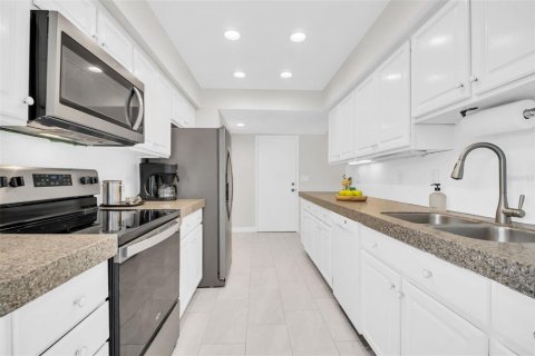 Casa en venta en Palm Harbor, Florida, 2 dormitorios, 155.52 m2 № 2386782 - foto 24