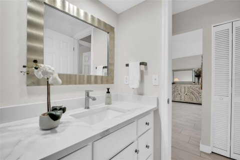 Casa en venta en Palm Harbor, Florida, 2 dormitorios, 155.52 m2 № 2386782 - foto 15