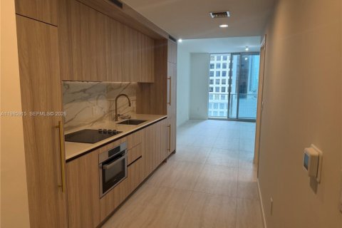 Студия в кондо в Майами, Флорида № 2048862