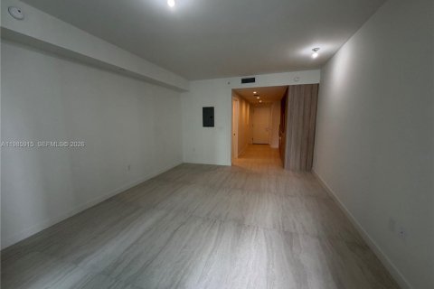 Снять в аренду кондоминиум в Майами, Флорида № 2048862 - фото 10