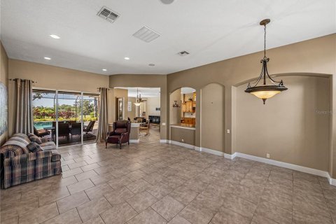 Casa en venta en Dade City, Florida, 3 dormitorios, 239.59 m2 № 1898979 - foto 11