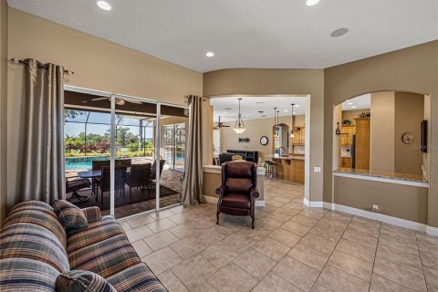 Casa en venta en Dade City, Florida, 3 dormitorios, 239.59 m2 № 1898979 - foto 16