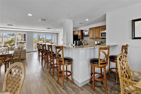 Condo in Longboat Key, Florida, 2 bedrooms  № 1767297 - photo 28