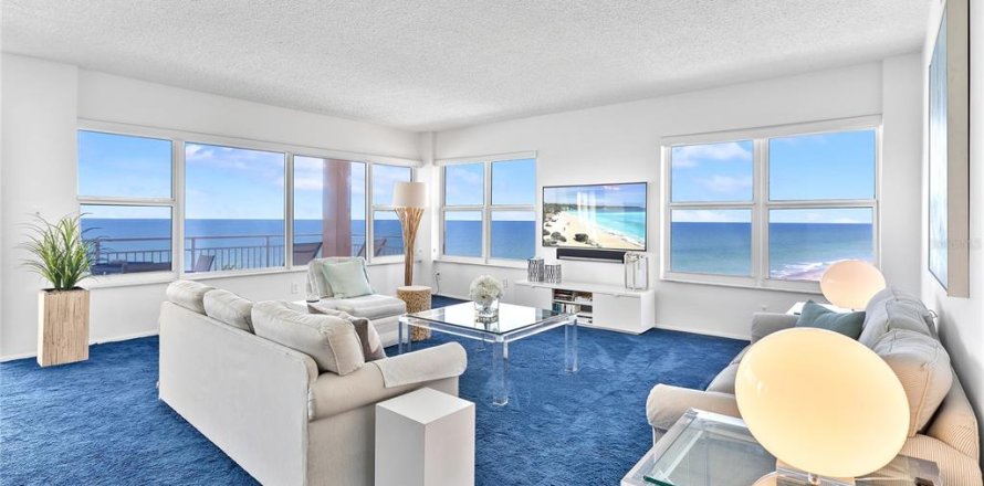 Condo in Longboat Key, Florida, 2 bedrooms № 1767297
