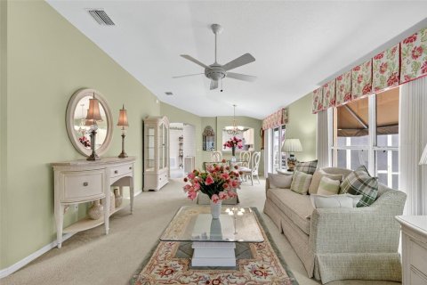Casa en venta en The Villages, Florida, 2 dormitorios, 110.18 m2 № 1919476 - foto 9