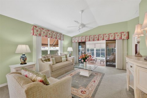 Casa en venta en The Villages, Florida, 2 dormitorios, 110.18 m2 № 1919476 - foto 7