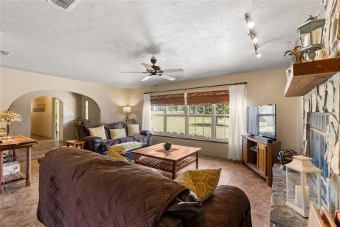 House in Morriston, Florida 4 bedrooms, 249.16 sq.m. № 1679045 - photo 7