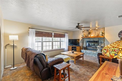 House in Morriston, Florida 4 bedrooms, 249.16 sq.m. № 1679045 - photo 4