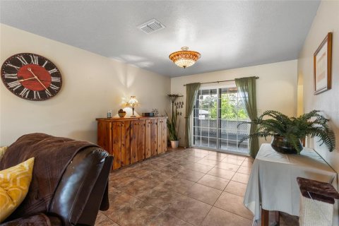 House in Morriston, Florida 4 bedrooms, 249.16 sq.m. № 1679045 - photo 8