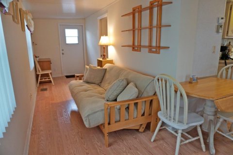 Apartment in Jensen Beach, Florida 1 bedroom, 45.99 sq.m. № 2179549 - photo 12